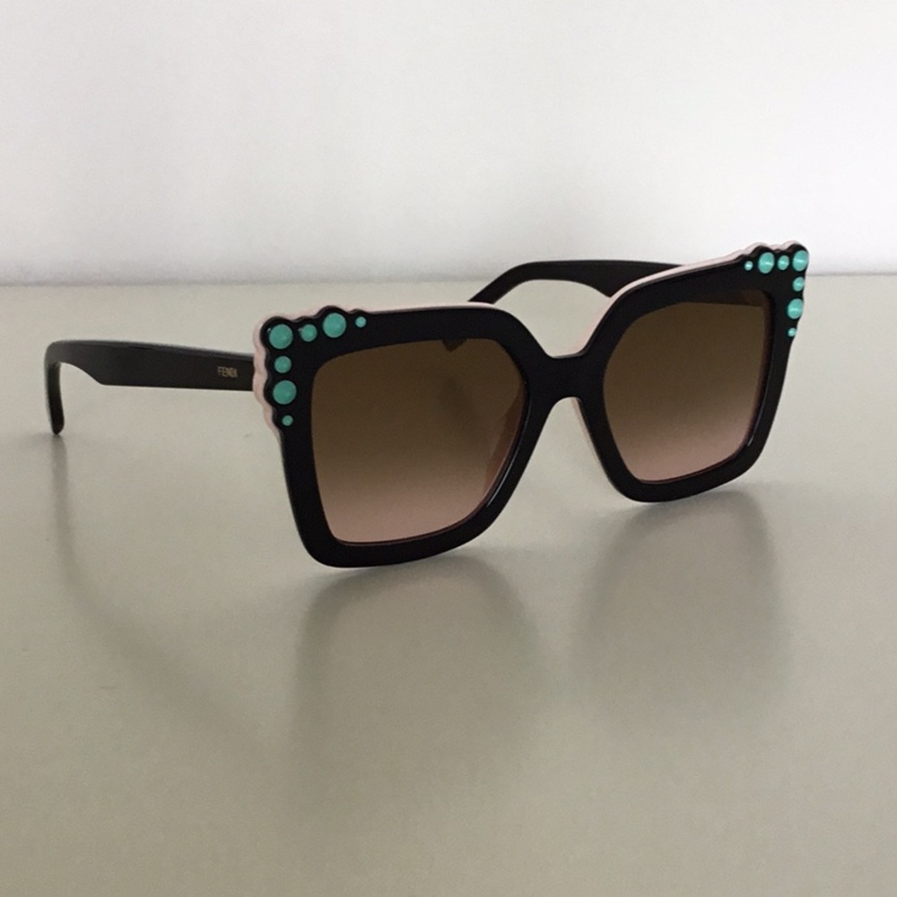 Fendi Black/Baby Pink Brown Lens Sunglasses